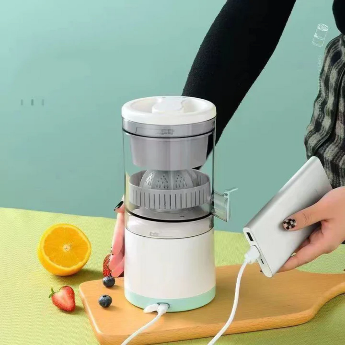 Exprimidor eléctrico portátil